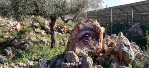 Skitsofrenis: Ο Μεσσήνιος street artist που μπήκε στο Reuters και πιστεύει πως "όταν η τέχνη βγαίνει στο δρόμο, η μιζέρια μπαίνει στο μουσείο" 31 Skitsofrenis: Ο Μεσσήνιος street artist που μπήκε στο Reuters και πιστεύει πως "όταν η τέχνη βγαίνει στο δρόμο, η μιζέρια μπαίνει στο μουσείο" 30