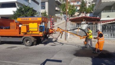 Τοπικές επιδιορθώσεις οδοστρωμάτων με μηχάνημα εκτόξευσης ασφάλτου 1