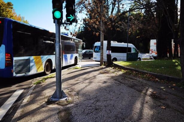 Κόμβος Ιεράς Οδού - Λεωφόρου Αθηνών: Απαράδεκτη κατάσταση! 19
