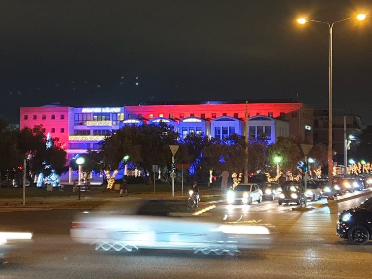 Εικόνες από την κατάφωτη πόλη και αγορά! 1
