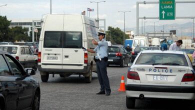 Φωτιά σε φορτηγάκι στον Κηφισό 61