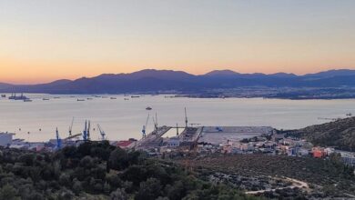 Αντιπαράθεση Ντηνιακού - Γεωργιάδη στον Σκάι για την προβλήτα 4 του Σκαραμαγκά 6