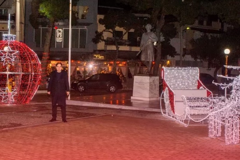 Β. Ντηνιακός: "Η νέα χρονιά να είναι δημιουργική και γεμάτη χαρά για τον καθένα ξεχωριστά και για ολόκληρη την τοπική μας κοινωνία" 1