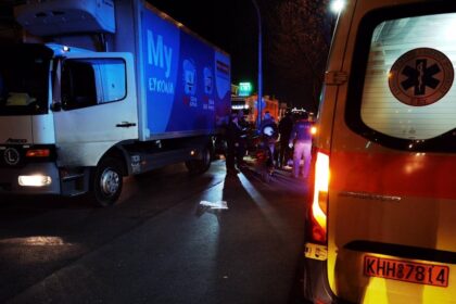 Τραγικός θάνατος στην Αθηνών – Κορίνθου: Οδηγός μηχανής ανασύρθηκε απανθρακωμένος κάτω από φορτηγό 7