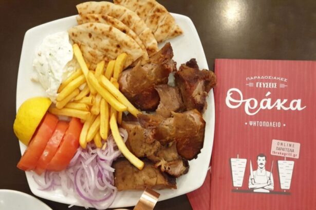 ΘΡΑΚΑ: Παραδοσιακό σουβλάκι ή κοντοσούβλι, και τα δύο ήταν υπέροχα! 31
