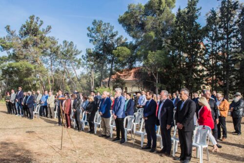 Ο Δήμος Χαϊδαρίου τίμησε τη μνήμη των 200 Ακροναυπλιωτών που εκτελέστηκαν την Πρωτομαγιά του 1944 10 Ο Δήμος Χαϊδαρίου τίμησε τη μνήμη των 200 Ακροναυπλιωτών που εκτελέστηκαν την Πρωτομαγιά του 1944 9