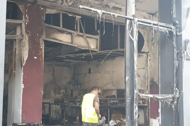 Οδός Πελοπίδα: Στάχτη από εμπρησμούς οι κόποι ζωής δυο επιχειρηματιών! - Φωτογραφίες 11