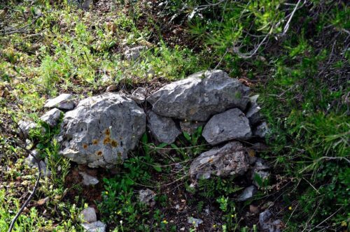 Το μονοπάτι στο Χαϊδαρόρεμα, στον αρχαίο δήμο Έρμου 5 Το μονοπάτι στο Χαϊδαρόρεμα, στον αρχαίο δήμο Έρμου 4