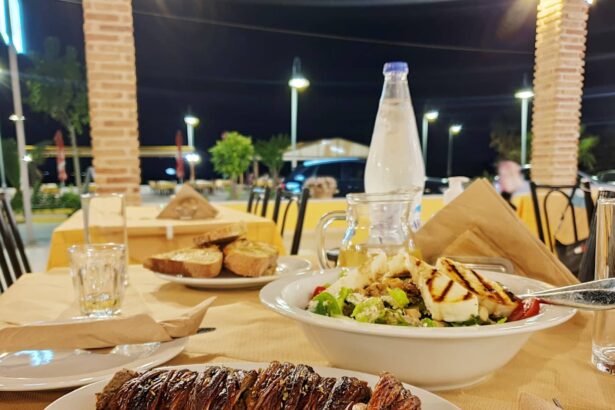 Η ταβέρνα του Μιχάλη... τώρα παρά θιν’ αλός! 17