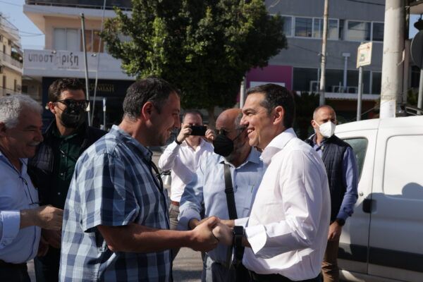 Χαϊδάρι: Υπερδιπλασιασμός νέων μελών για τον ΣΥΡΙΖΑ, μέχρι το μεσημέρι 6 Χαϊδάρι: Υπερδιπλασιασμός νέων μελών για τον ΣΥΡΙΖΑ, μέχρι το μεσημέρι 5