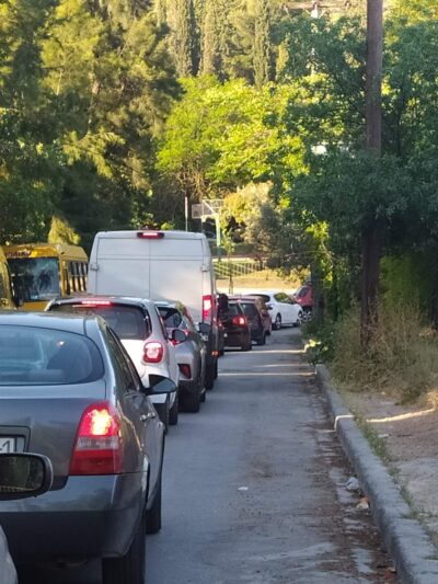 Ο πρωινός Γολγοθάς της Λ. Αθηνών - Φωτορεπορτάζ μίας καθημερινής τρέλας 20 Ο πρωινός Γολγοθάς της Λ. Αθηνών - Φωτορεπορτάζ μίας καθημερινής τρέλας 19