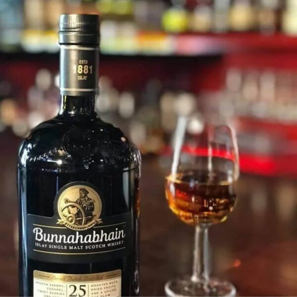 Το σπίτι του Whisky* στο… Γραμματόσημο! 4 Το σπίτι του Whisky* στο… Γραμματόσημο! 3