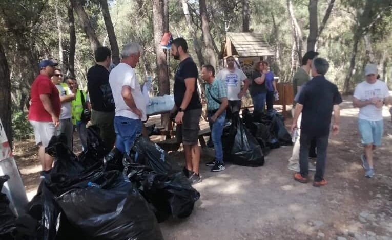 Παγκόσμια Ημέρα Περιβάλλοντος: Εθελοντική δράση καθαρισμού του Άλσους Δαφνίου 2 Παγκόσμια Ημέρα Περιβάλλοντος: Εθελοντική δράση καθαρισμού του Άλσους Δαφνίου 1