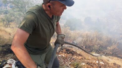 Φωτιά στην Περιφερειακή Αιγάλεω – Επί τόπου ισχυρές δυνάμεις της Πυροσβεστικής 38