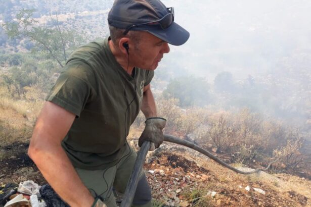 Φωτιά στην Περιφερειακή Αιγάλεω – Επί τόπου ισχυρές δυνάμεις της Πυροσβεστικής 3