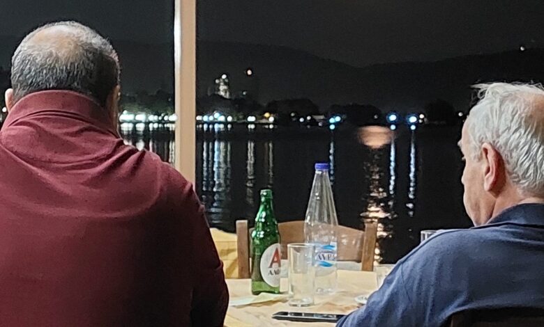 Δροσερά βράδια στην παραλιακή ταβέρνα του Μιχάλη 2 Δροσερά βράδια στην παραλιακή ταβέρνα του Μιχάλη 1