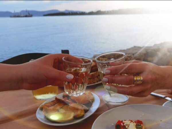 Το ταβερνάκι δίπλα στο κύμα, είναι η ταβέρνα του Μιχάλη και δεν φαντάζεσαι πόσο κοντά σου είναι! 11 Το ταβερνάκι δίπλα στο κύμα, είναι η ταβέρνα του Μιχάλη και δεν φαντάζεσαι πόσο κοντά σου είναι! 10