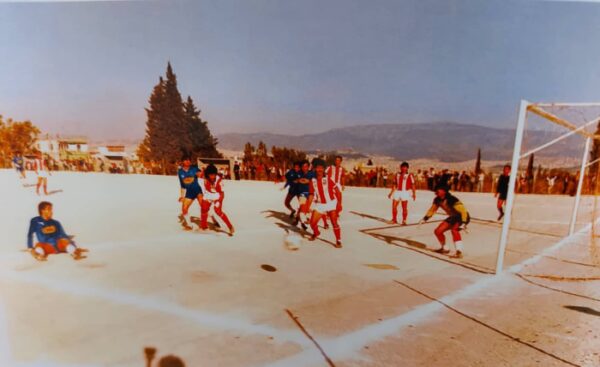Α.Ο. Χαϊδαρίου 1985-86, όταν άλλαξε η ιστορία: Οι πρωταγωνιστές 22 Α.Ο. Χαϊδαρίου 1985-86, όταν άλλαξε η ιστορία: Οι πρωταγωνιστές 21