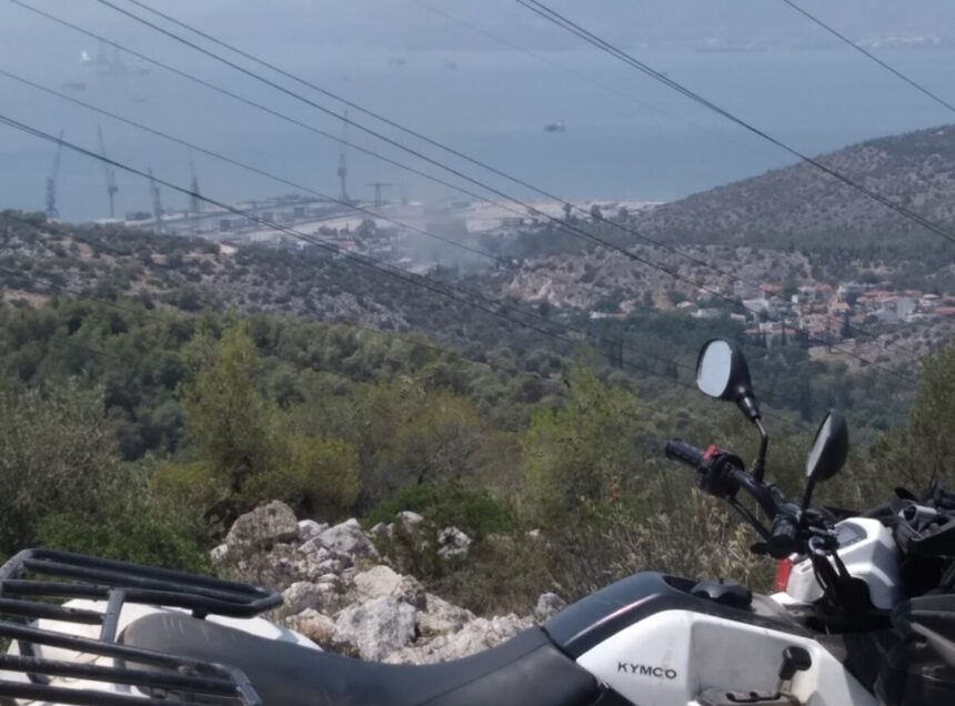 Συναγερμός: Φωτιά στον Σκαραμαγκά 1