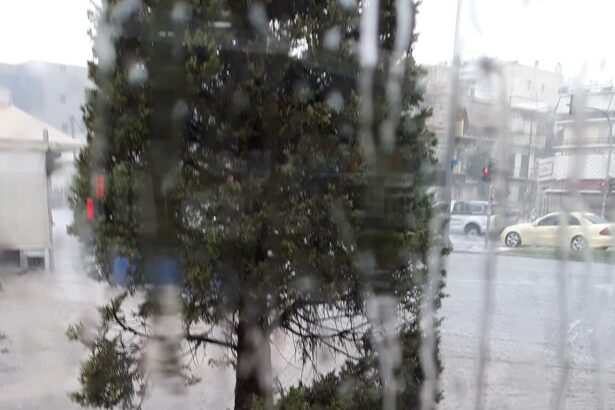 Ισχυρή η μεσημεριανή καταιγίδα, ήπια φαινόμενα αργότερα σήμερα 23