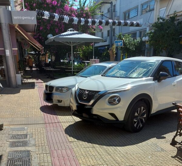 "Ακόμη και η Δημοτική Αστυνομία Αιγάλεω παρκάρει παράνομα" 4 "Ακόμη και η Δημοτική Αστυνομία Αιγάλεω παρκάρει παράνομα" 3