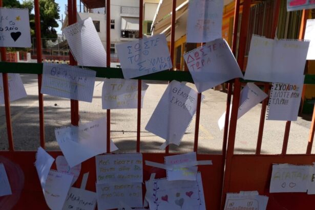 Τα παιδιά μπήκαν στη δοκιμασία να βρουν το σχολείο τους για πάντα κλειδωμένο... 31