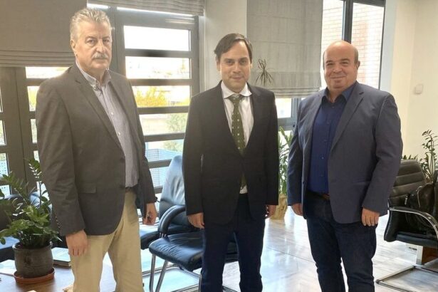Αντώνης Αντωνόπουλος και Τάκης Κεφάλας συμπορεύονται με τον Β. Ντηνιακό 3