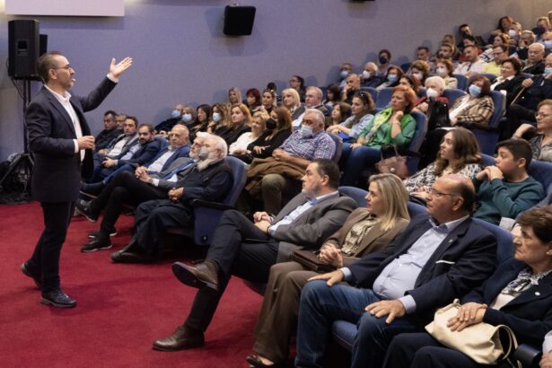Με πολύ κόσμο και προτάσεις για το Χαϊδάρι η επίσημη "πρώτη" του Άρη Πανόπουλου 19