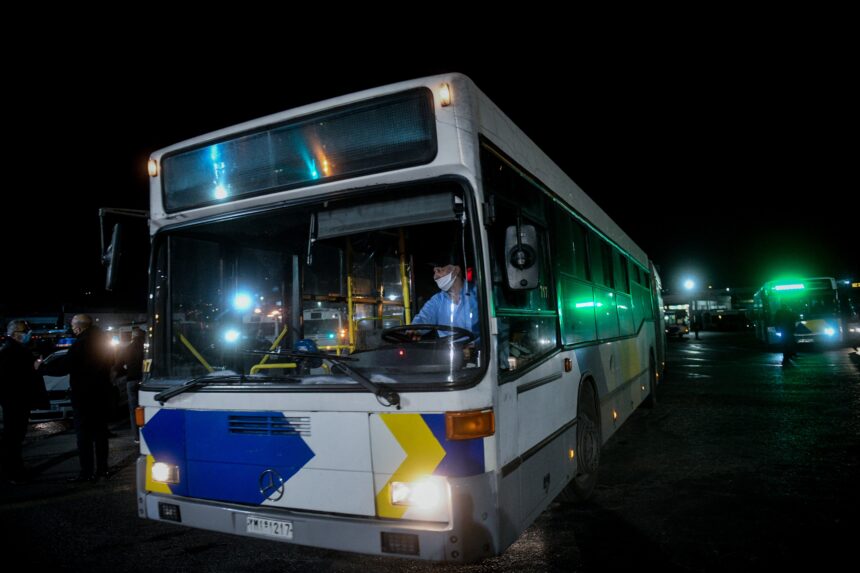 Τρόμος για οδηγό της γραμμής Ασπρόπυργος - Αγία Μαρίνα, τον πυροβόλησαν ενώ οδηγούσε 2 Τρόμος για οδηγό της γραμμής Ασπρόπυργος - Αγία Μαρίνα, τον πυροβόλησαν ενώ οδηγούσε 1