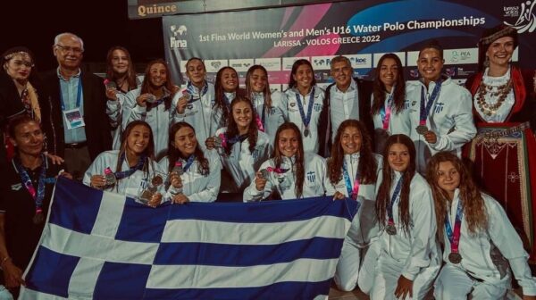 Νεφέλη Κοβάσεβιτς: Το κορίτσι με το ασημένιο στο Παγκόσμιο Water Polo 4 Νεφέλη Κοβάσεβιτς: Το κορίτσι με το ασημένιο στο Παγκόσμιο Water Polo 3