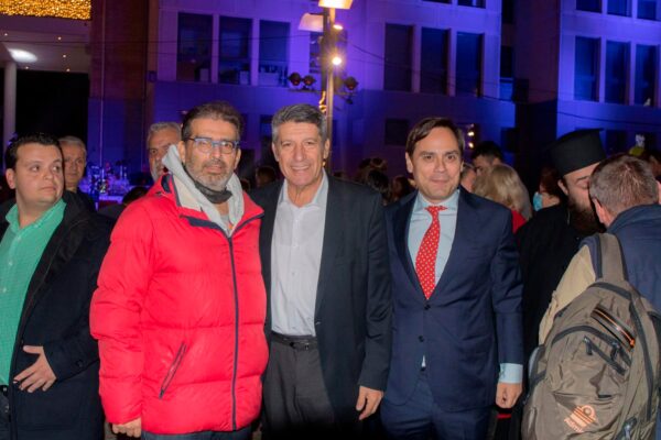 Πήρε ζωή το "Χριστουγεννιάτικο Χωριό" - Βίντεο και φωτογραφίες 32 Πήρε ζωή το "Χριστουγεννιάτικο Χωριό" - Βίντεο και φωτογραφίες 31