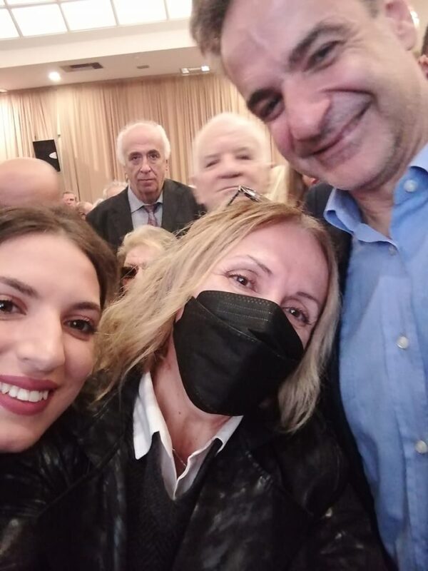 Ολόκληρη η ομιλία του Κυριάκου Μητσοτάκη στη συγκέντρωση της ΝΔ στο Χαϊδάρι 2 Ολόκληρη η ομιλία του Κυριάκου Μητσοτάκη στη συγκέντρωση της ΝΔ στο Χαϊδάρι 1