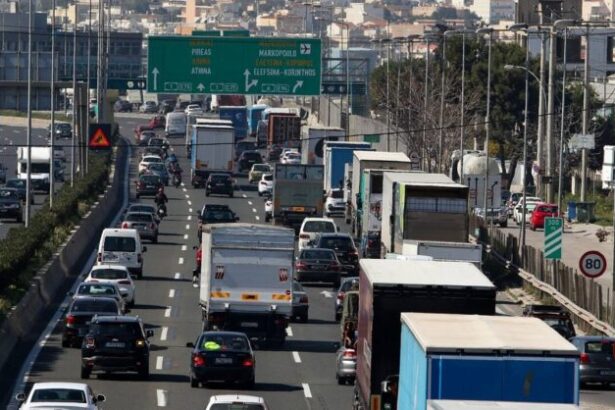 Φεύγουν όλες οι εταιρίες μεταφορών από τον Βοτανικό - Χιλιάδες φορτηγά λιγότερα στον Κηφισό 27