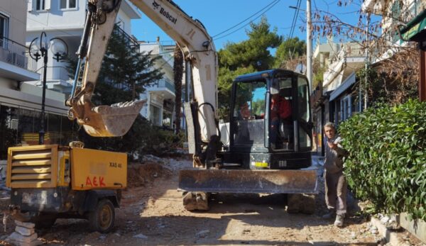 "Πήραν μπροστά" οι μηχανές στην Πλατεία του Δάσους - Το χρονοδιάγραμμα του έργου 2 "Πήραν μπροστά" οι μηχανές στην Πλατεία του Δάσους - Το χρονοδιάγραμμα του έργου 1