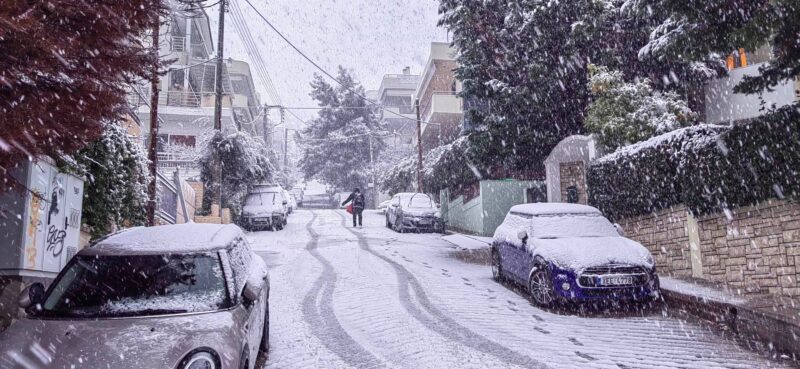 "Για τις λειτουργίες ενός αυτόματου σε αποσυναρμολόγηση" 1