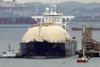 Μπορεί να αδειοδοτηθεί μία πλωτή αποθήκη LNG στον Κόλπο της Ελευσίνας; 23