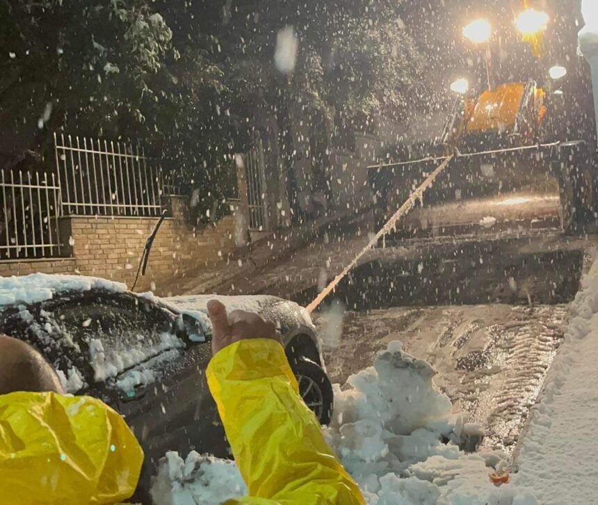 "Ευχαριστούμε για τη βοήθεια σε ακραίες συνθήκες στη χιονόπτωση" 1