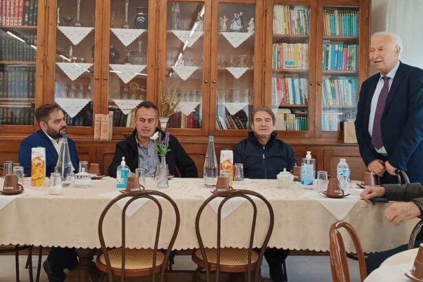 Ο Μιχάλης Χρυσοχοΐδης στο Χριστοδούλειο Ίδρυμα: "Ανεκτίμητη προσφορά" 15