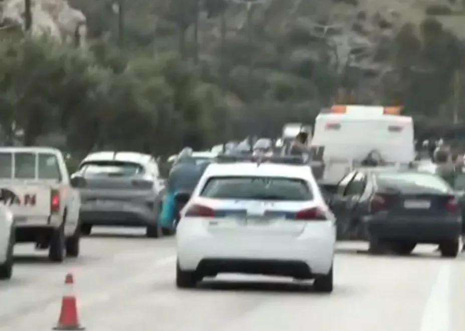 Ο ιερέας αρνήθηκε να υποβληθεί σε αλκοτέστ - 8 τραυματίες! 5 Ο ιερέας αρνήθηκε να υποβληθεί σε αλκοτέστ - 8 τραυματίες! 4
