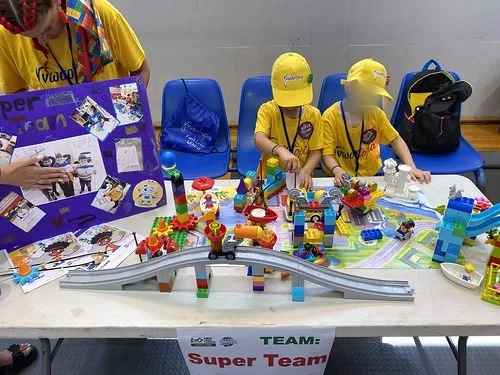 Διαγωνισμός Εκπαιδευτικής Ρομποτικής FIRST® LEGO® League Expo στους Αγίους Αναργύρους 2 Διαγωνισμός Εκπαιδευτικής Ρομποτικής FIRST® LEGO® League Expo στους Αγίους Αναργύρους 1