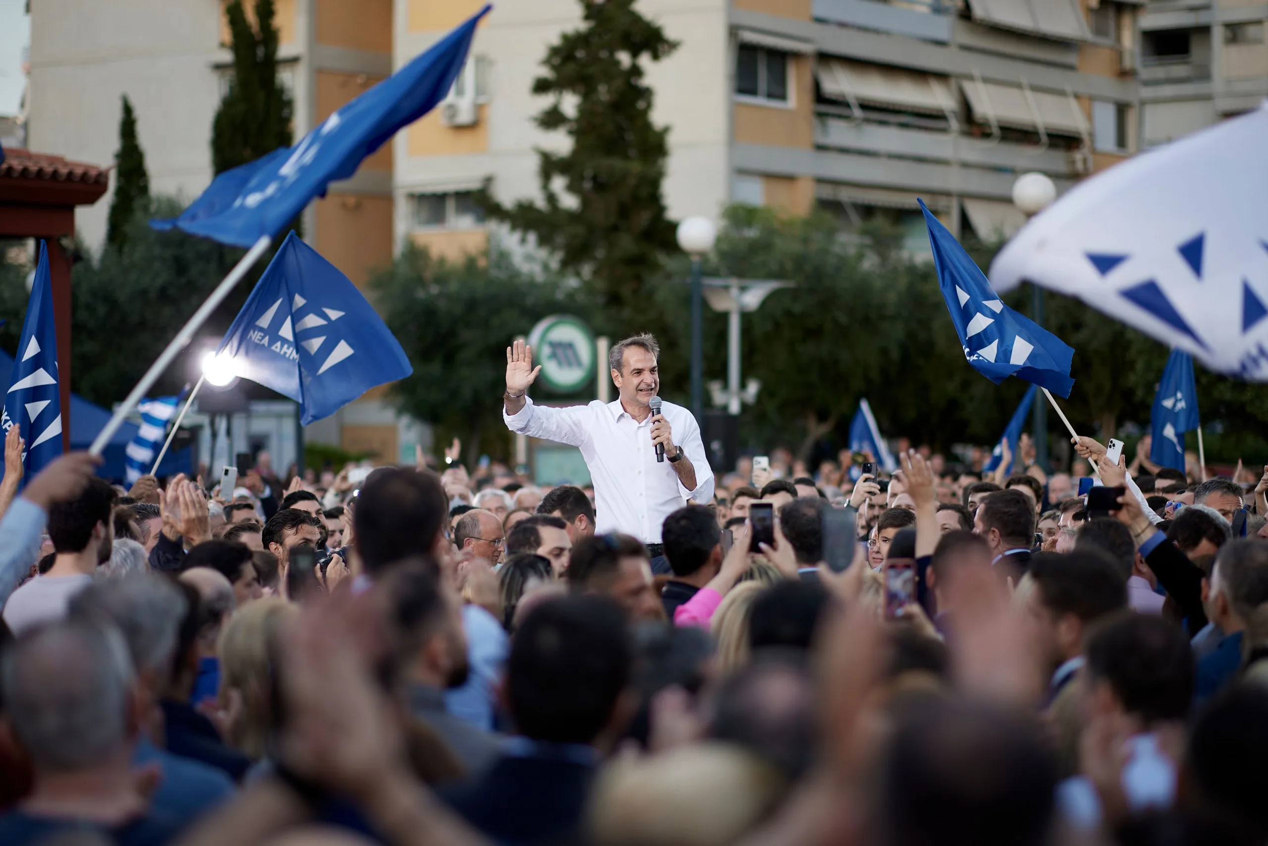 Κυριάκος Μητσοτάκης στο Περιστέρι: Θα κάνω το "Αγία Βαρβάρα" πρότυπο νοσοκομειακό κέντρο 1 Κυριάκος Μητσοτάκης στο Περιστέρι