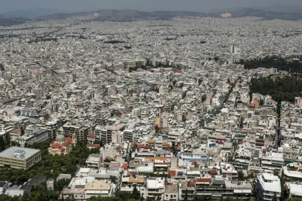 αθηναϊκή πολυκατοικία Ανακαινίζω – Νοικιάζω