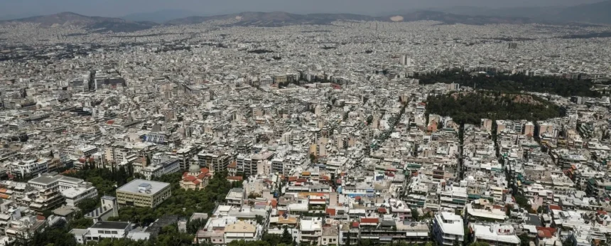 αθηναϊκή πολυκατοικία Ανακαινίζω – Νοικιάζω