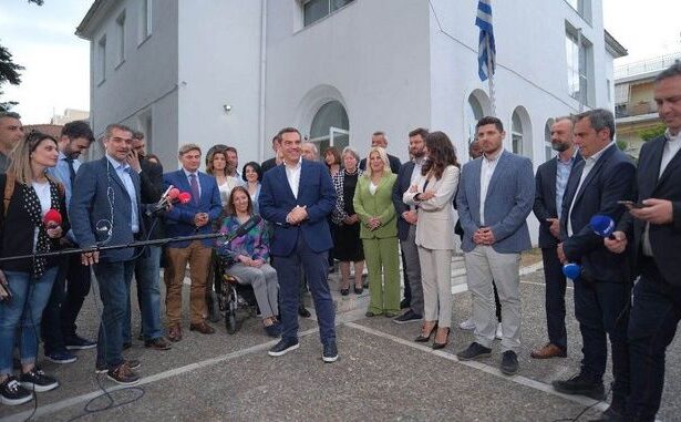 Η Εκλογική Επιτροπή ΣΥΡΙΖΑ συνεδρίασε στο Αιγάλεω - Τα 20 μέλη και η Χαϊδαριώτισσα 31