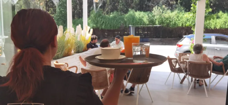 "5 min": Ολοκαίνουργιο, πολύ όμορφο και με νέο χαρακτήρα 2 "5 min": Ολοκαίνουργιο, πολύ όμορφο και με νέο χαρακτήρα 1