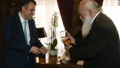 Συνάντηση Ιερώνυμου με αντιπροσωπεία της ΟΛΠ COSCO - Στο βάθος και πάλι... Green Σχιστό; 8