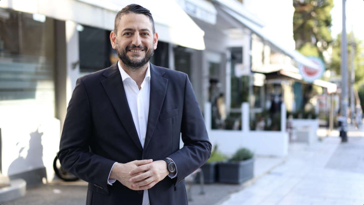 Αποστόλης Θεοφίλης: Φτιάχνουν "take αway" πλατεία και πεζόδρομο... κάπου στο φθινόπωρο! 4 Αποστόλης Θεοφίλης: Φτιάχνουν "take αway" πλατεία και πεζόδρομο... κάπου στο φθινόπωρο! 3