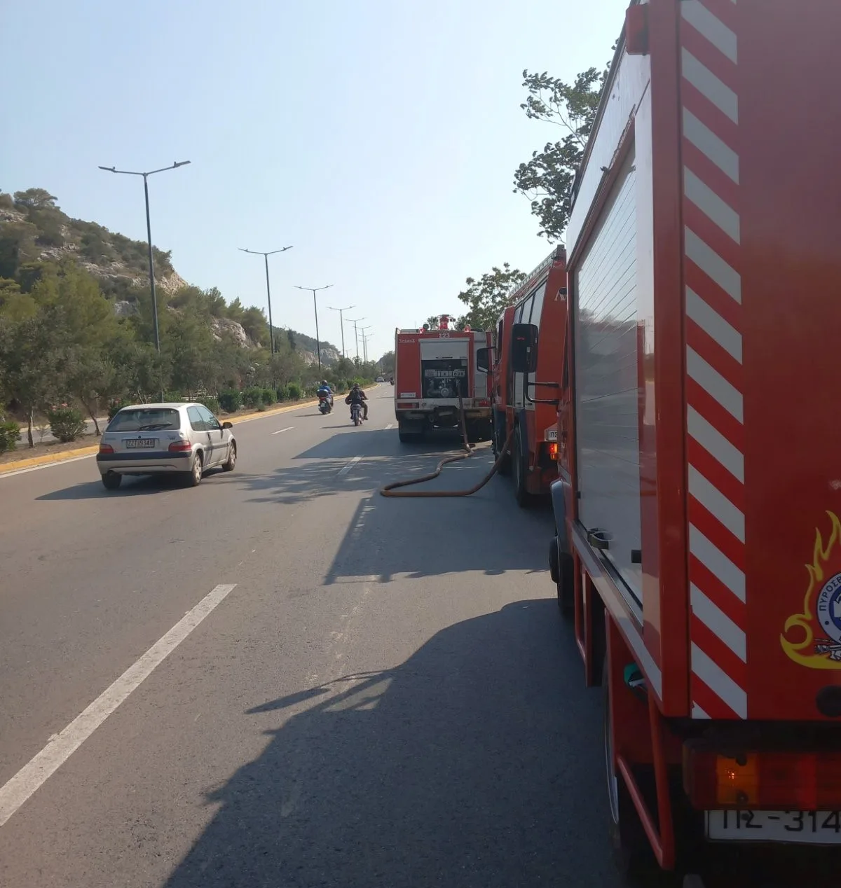 Μεγάλη κινητοποίηση για φωτιά στο Σχιστό 6 Μεγάλη κινητοποίηση για φωτιά στο Σχιστό 5