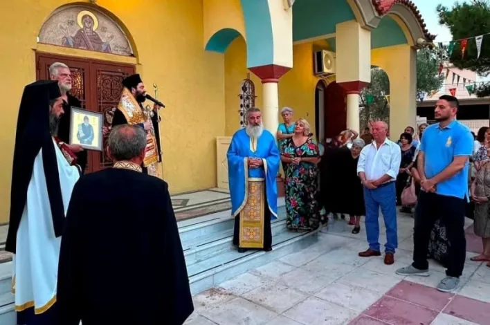 Λιτανεία της εικόνας του Αγίου Παϊσίου στον Άγιο Γεώργιο Άνω Δάσους 2 Λιτανεία της εικόνας του Αγίου Παϊσίου στον Άγιο Γεώργιο Άνω Δάσους 1