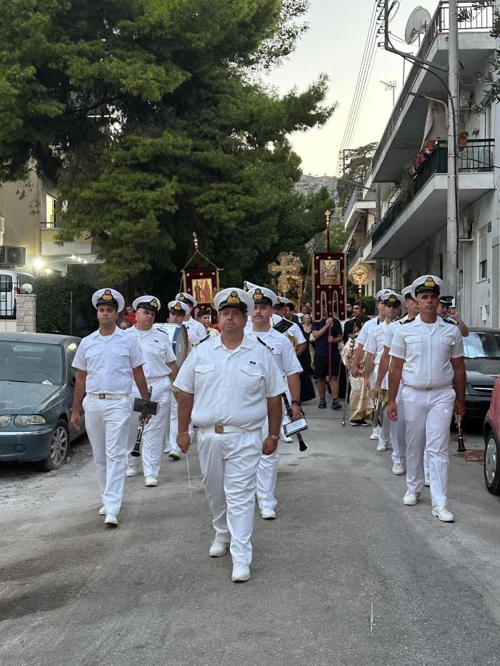 Μέγας Αρχιερατικός Εσπερινός και λιτανεία στην Παναγίτσα Χαϊδαρίου 12 Μέγας Αρχιερατικός Εσπερινός και λιτανεία στην Παναγίτσα Χαϊδαρίου 11